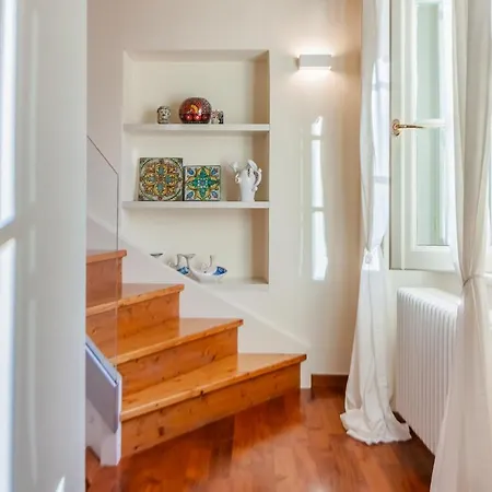 דירה Aglaia Luxury Lake View By Wonderful Italy אבאדיה לריאנה