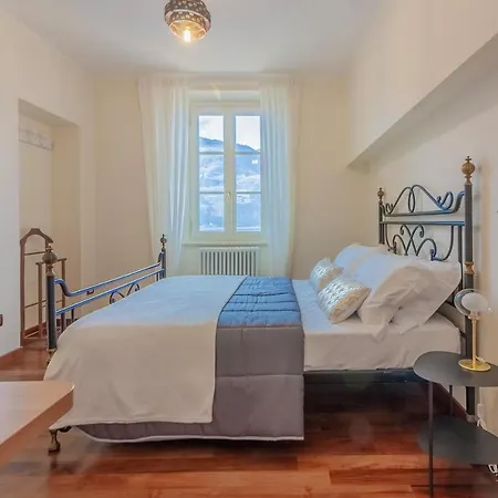 Aglaia Luxury Lake View By Wonderful Italy אבאדיה לריאנה