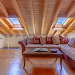 Aglaia Luxury Lake View By Wonderful Italy アパート